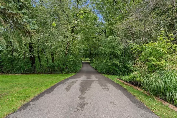 West Lakeland Twp, MN 55042,855 Midwest TRL N