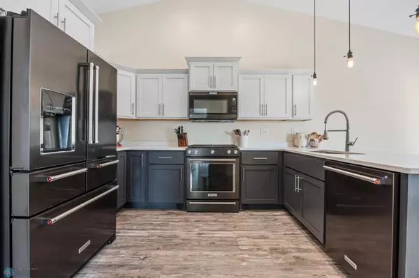 West Fargo, ND 58078,2137 11th ST W
