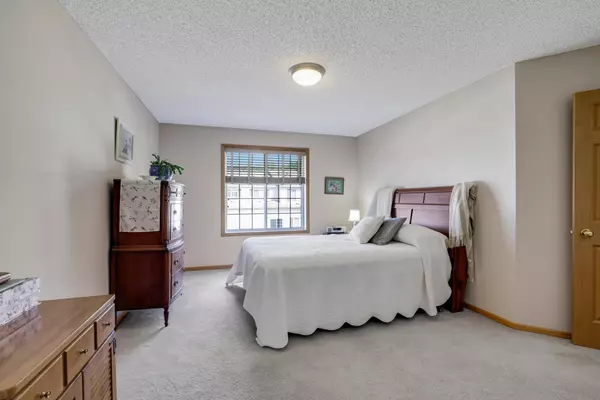 Cottage Grove, MN 55016,6811 Pine Crest TRL S