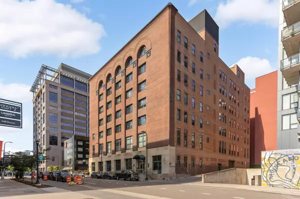 Minneapolis, MN 55415,250 Park Avenue #307