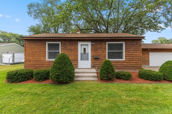 Bloomington, MN 55420,9131 Oakland AVE S