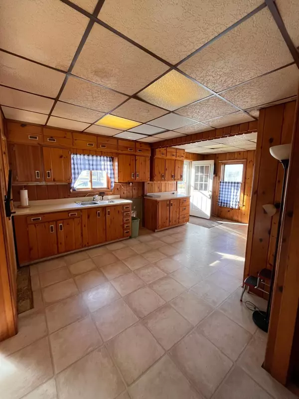 Ely, MN 55731,1530 N 20th AVE E