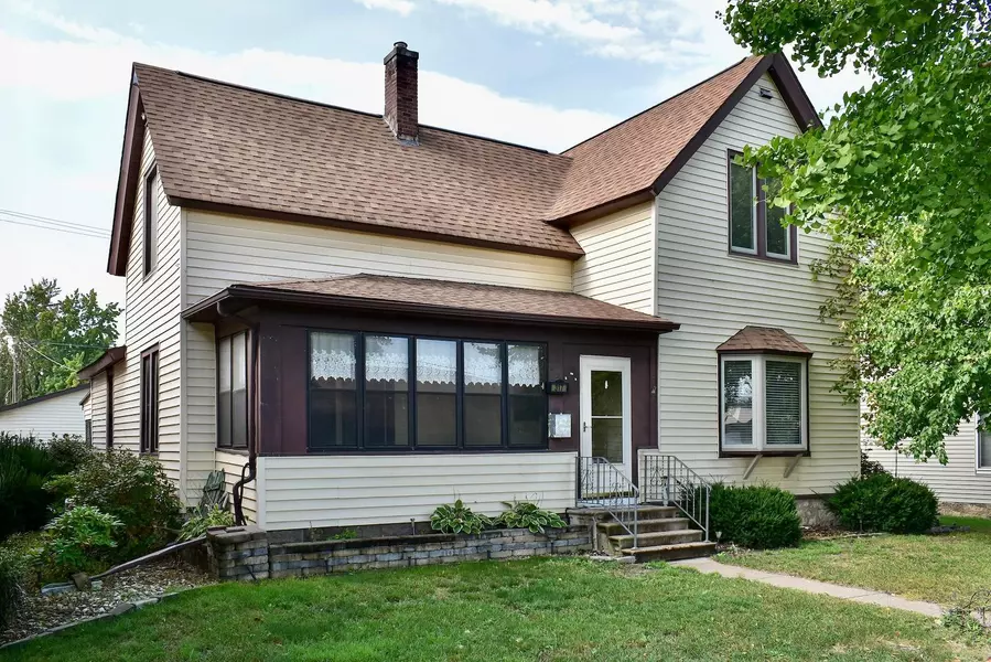 317 E 2nd ST, Winona, MN 55987