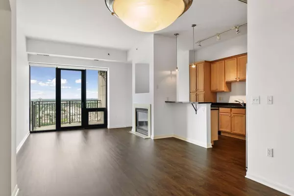 Minneapolis, MN 55404,500 E Grant ST #2405