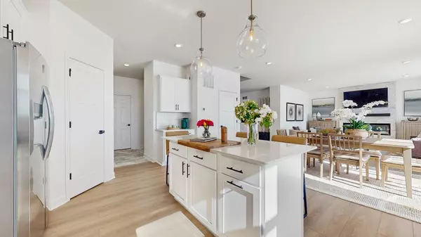 Elko New Market, MN 55020,9581 Lydia LN