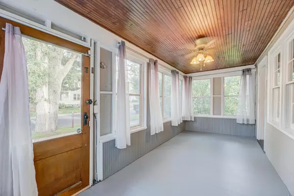 Hudson, WI 54016,1116 8th ST