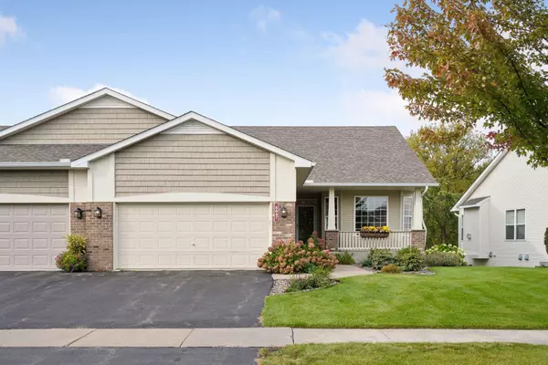 6647 Peony LN N, Maple Grove, MN 55311