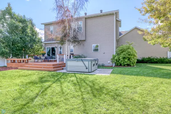 West Fargo, ND 58078,620 35th AVE E