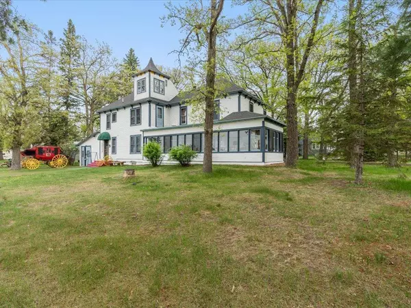 Backus, MN 56435,114 Washburn AVE W