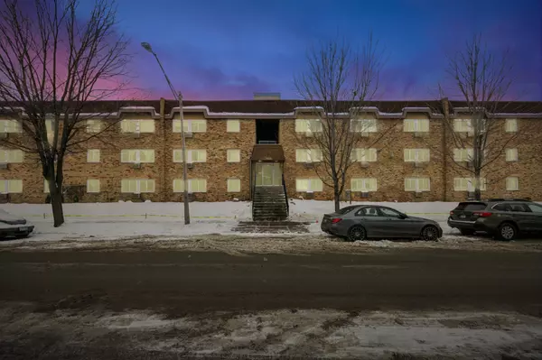 2616 Harriet AVE #312, Minneapolis, MN 55408