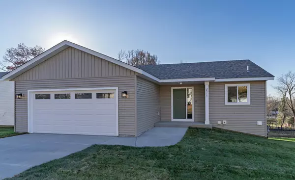 2512 15 ST SE, Rochester, MN 55904