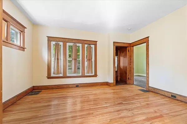 Minneapolis, MN 55414,1066 22nd AVE SE