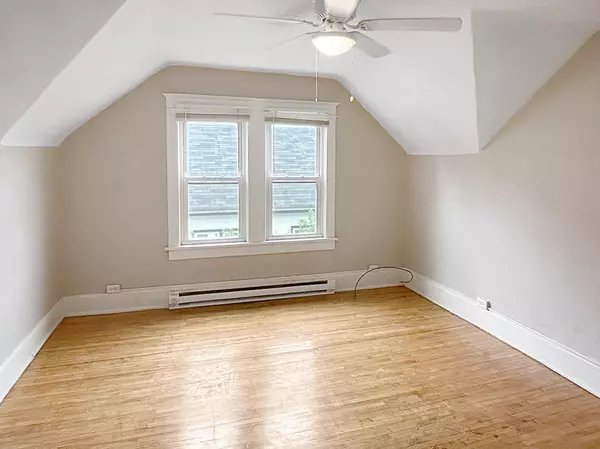 Saint Paul, MN 55104,1214 Sherburne AVE