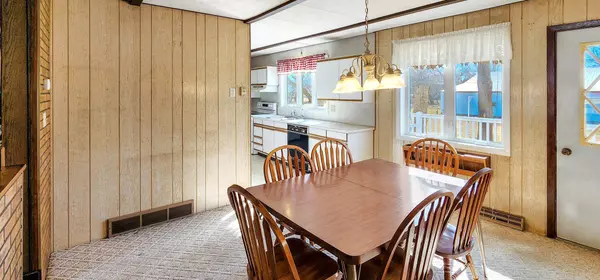 Vesta, MN 56292,165 S Pine ST