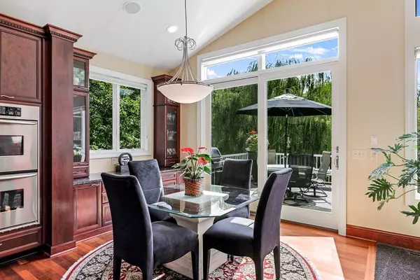 Lakeville, MN 55044,17955 Kindle CT