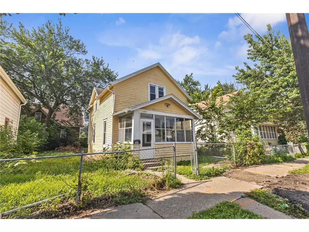 Saint Paul, MN 55103,324 Van Buren AVE