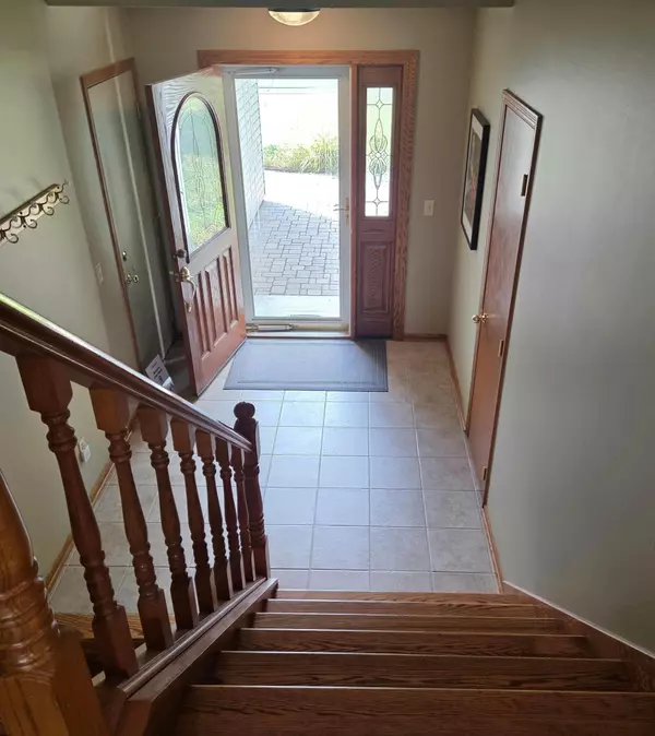 Eagan, MN 55123,995 Stony Point RD