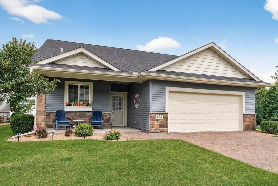 438 Aqua CIR, Lino Lakes, MN 55014