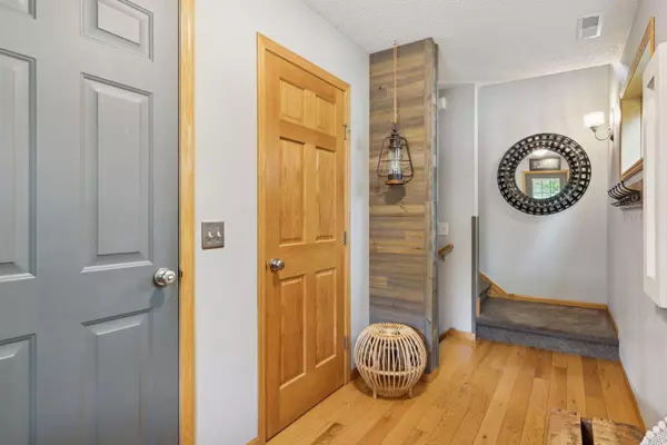 Woodbury, MN 55129,3181 Frontier DR
