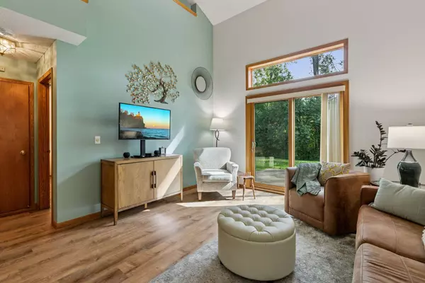 Apple Valley, MN 55124,13199 Gemstone CT