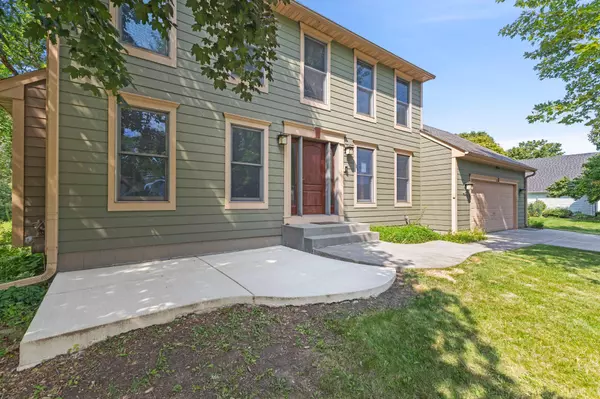 4659 Allendale DR, White Bear Twp, MN 55127