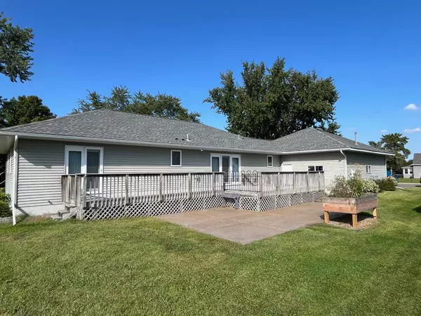 Sauk Centre, MN 56378,107 8th ST S