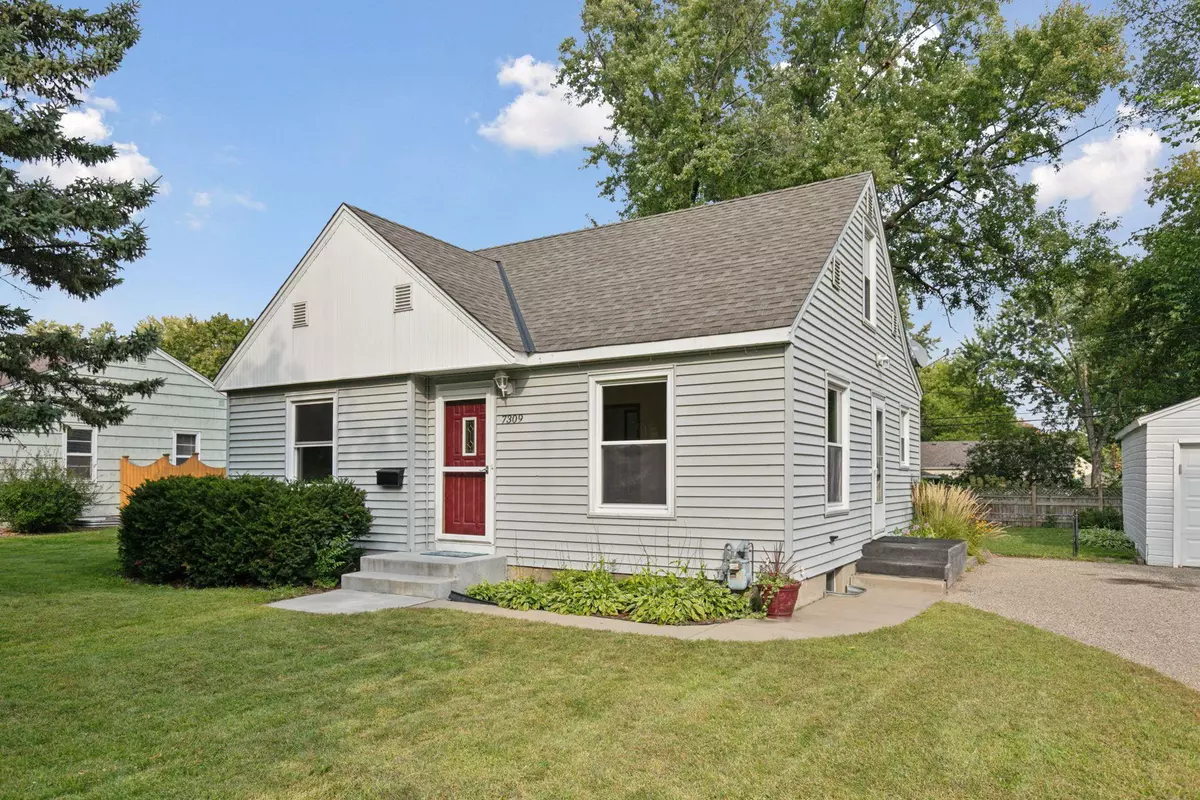 Richfield, MN 55423,7309 Thomas AVE S