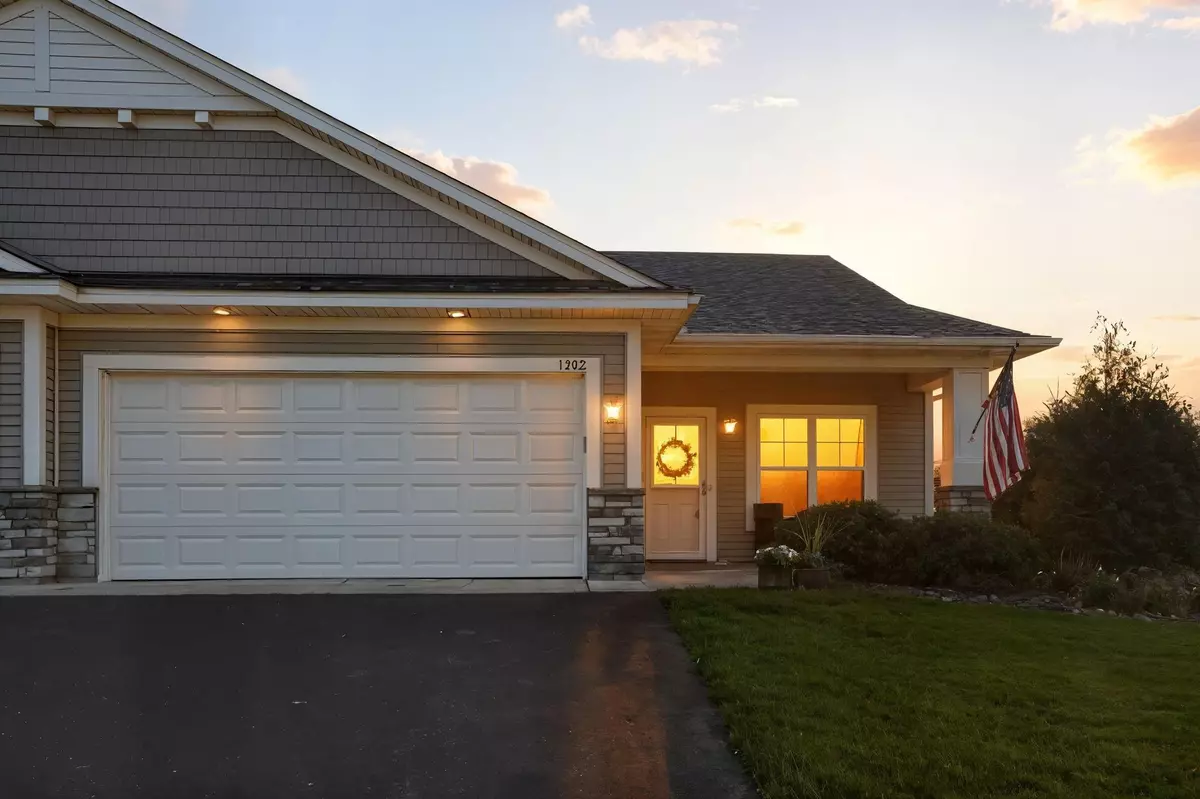 Hudson, WI 54016,1302 10th ST N