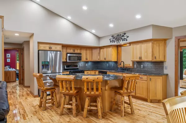Nisswa, MN 56468,4334 Roy Lake DR