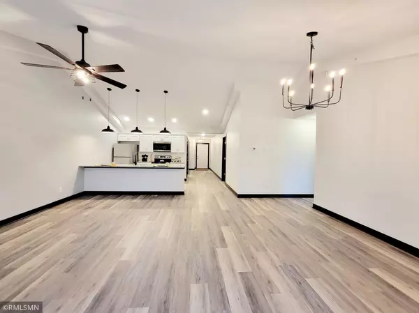 Montgomery, MN 56069,914 Katelyn CIR NE