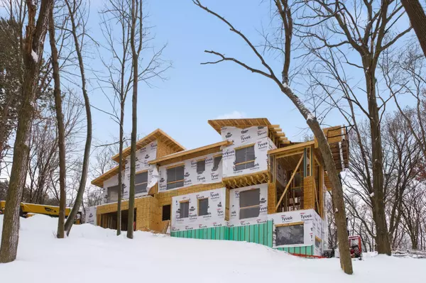 Minnetrista, MN 55364,305 North Shore Dr