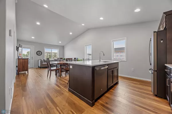 Moorhead, MN 56560,2520 37th AVE S