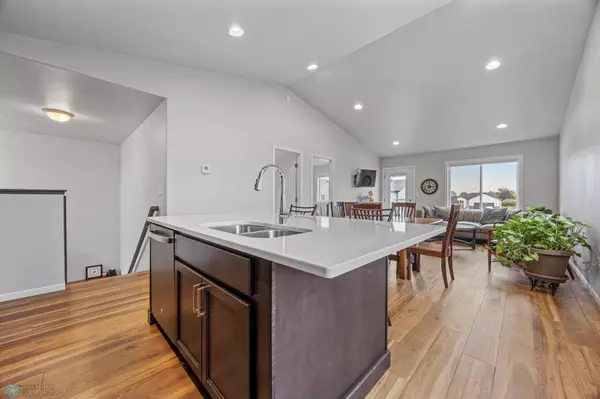 Moorhead, MN 56560,2520 37th AVE S