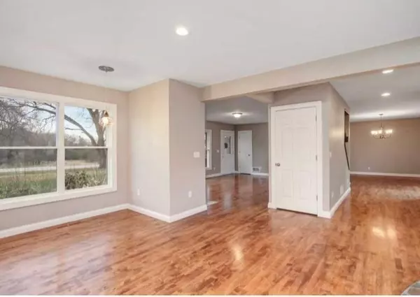 Maple Plain, MN 55359,1809 Baker Park RD