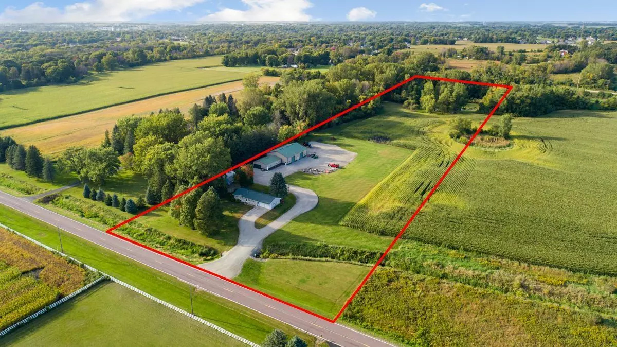 Owatonna, MN 55060,2048 Havana RD