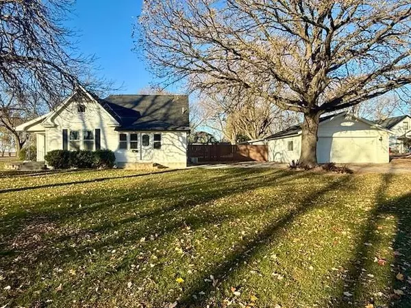 306 Front ST W, Fulda, MN 56131