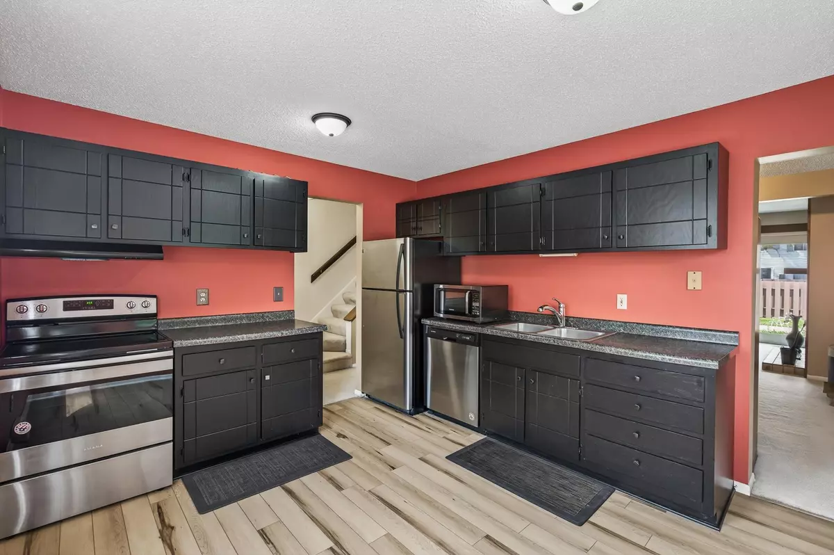 Maplewood, MN 55119,2365 Dorland LN E