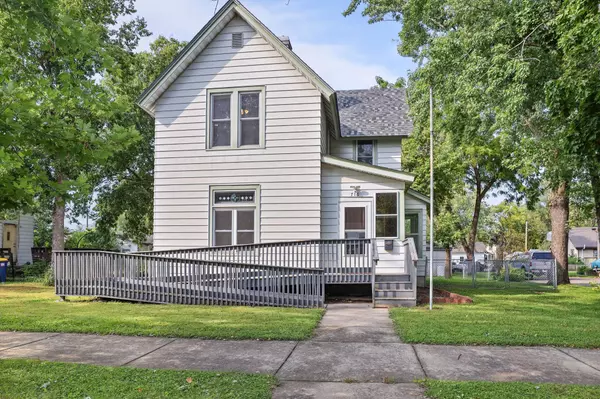 Faribault, MN 55021,716 1st ST NW