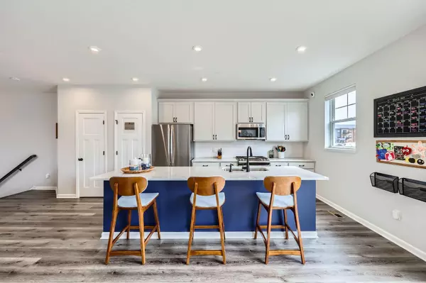 13689 Marsh View TRL, Rogers, MN 55374