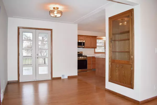 Fridley, MN 55432,261 Sylvan LN NE