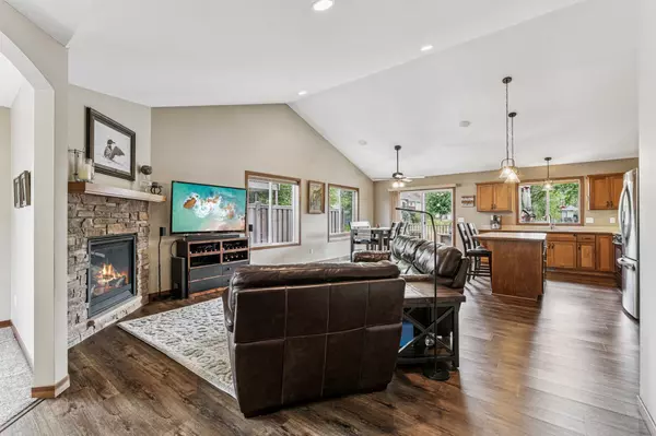 Forest Lake, MN 55025,20475 Goodvine TRL N