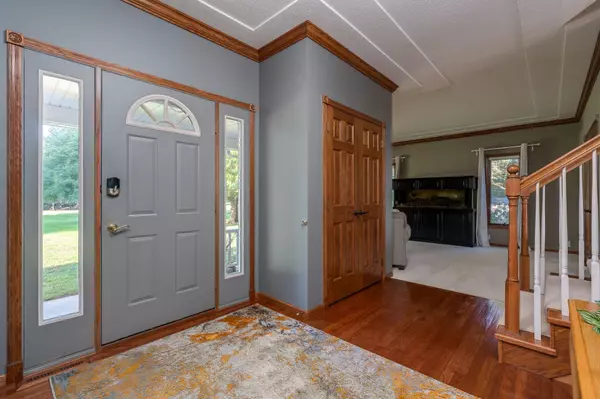 North Mankato, MN 56003,38124 Honeysuckle LN