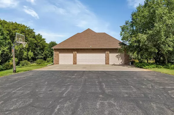 Saint Augusta, MN 56301,22235 Ridgeview DR