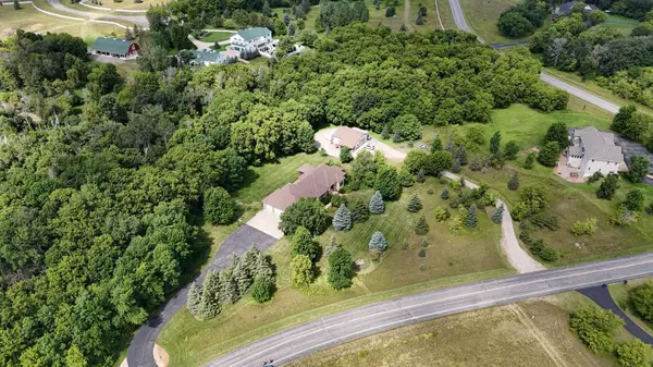 22235 Ridgeview DR, Saint Augusta, MN 56301