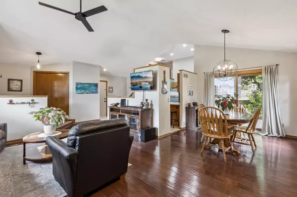 Chanhassen, MN 55331,1770 Pheasant CIR