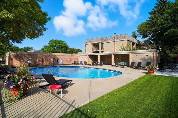 6423 Colony WAY #3L, Edina, MN 55435