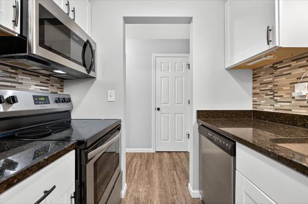 4530 Park Commons DR #119, Saint Louis Park, MN 55416