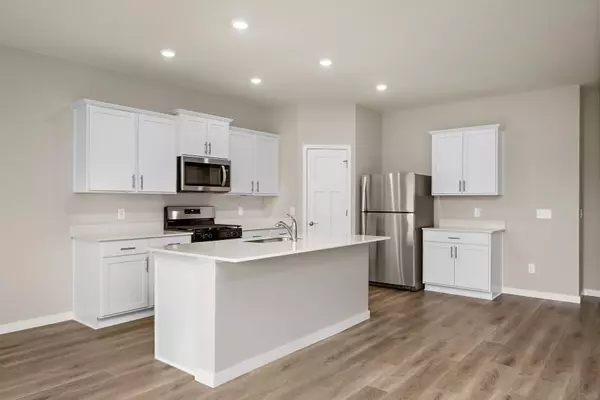 Annandale, MN 55302,361 Florence AVE S