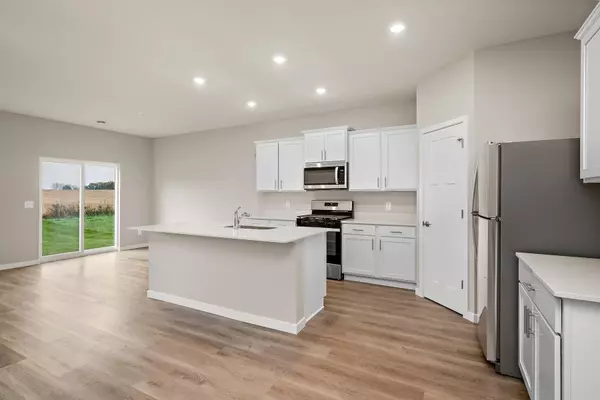 Annandale, MN 55302,361 Florence AVE S