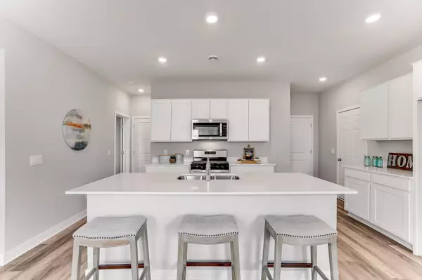 Rogers, MN 55374,23438 Marshview DR